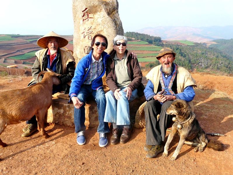 Paysans Dongchuan voyageurs Ciel Yunnan 