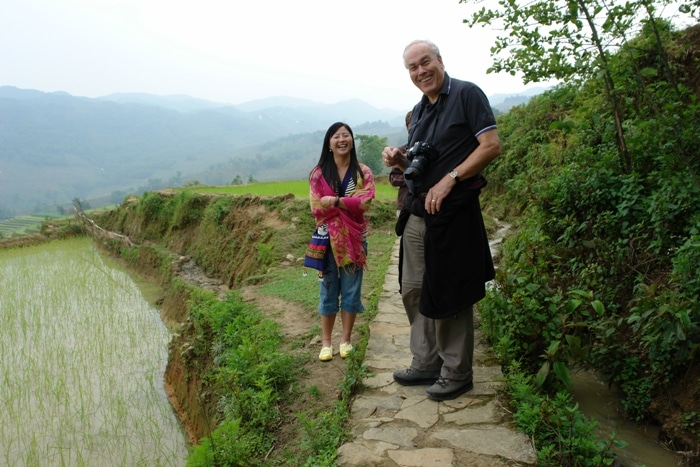 Voyageur et son guide Yunnan a Yuanyang