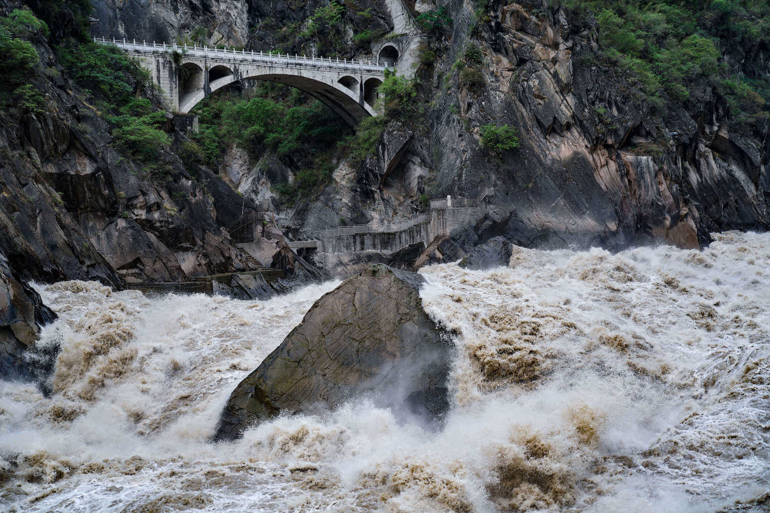 Gorge du saut du tigre Yunnan Chine