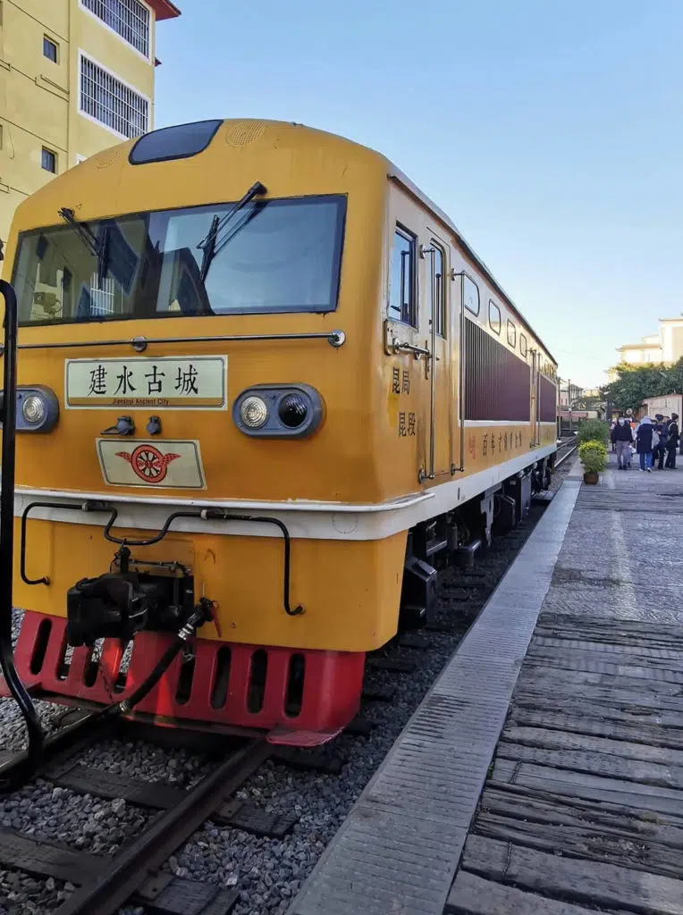 Train de Jianshui à Tuanshan Train de Jianshui à Tuanshan
